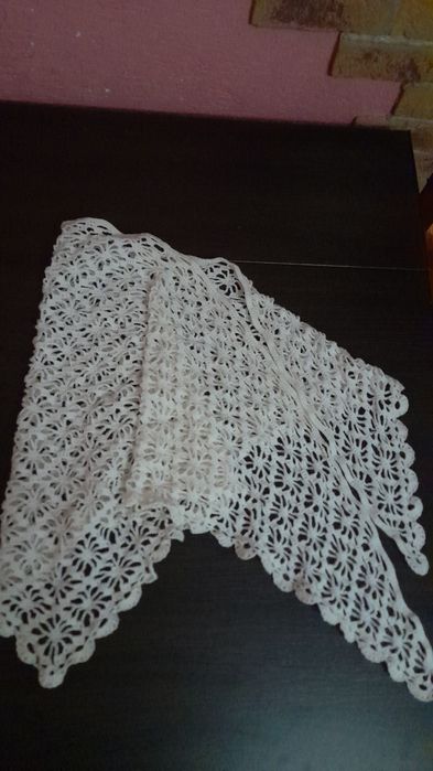 Хустка вязана , шаль