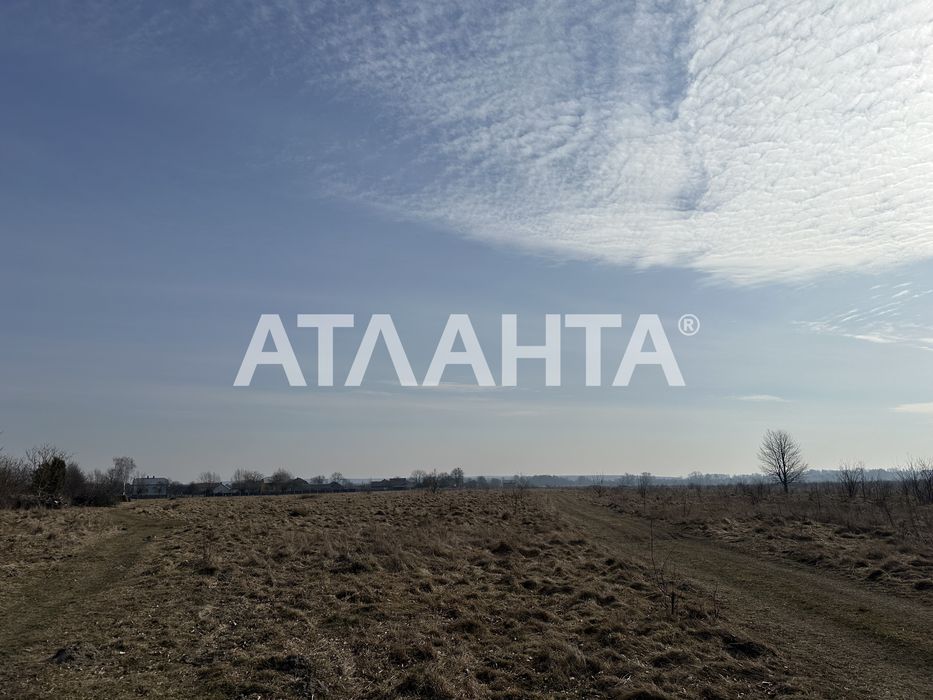 Продаж ділянки під забудову с.Ставчани