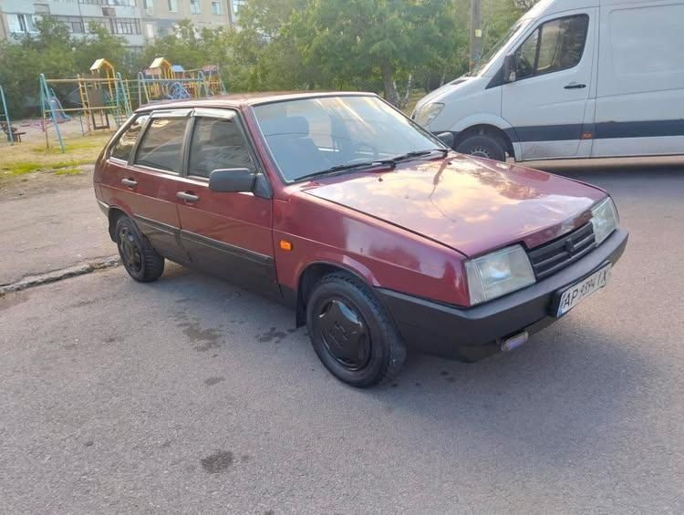 Срочно продам ваз-2109 с газом
