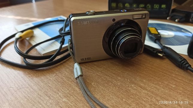 Продам фотоаппарат Samsung PL60