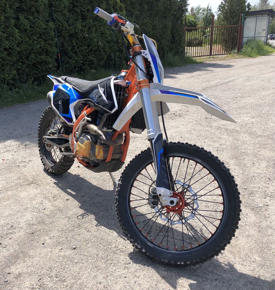 Geon Dakar GNX 250