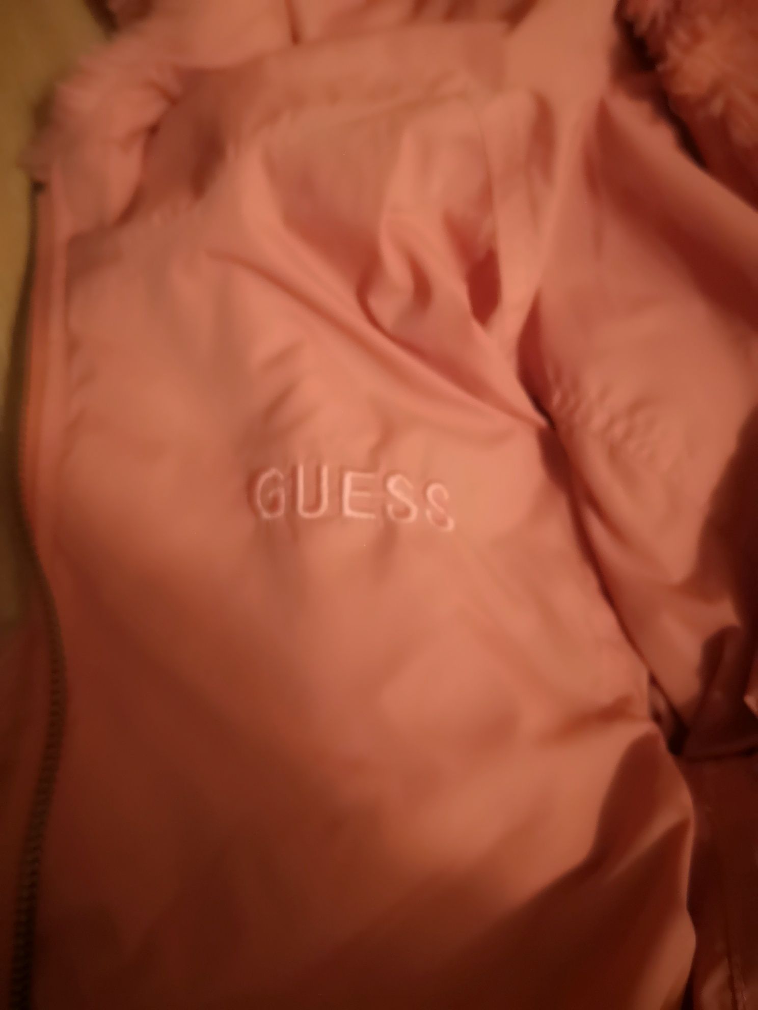 Casaco capuz - GUESS