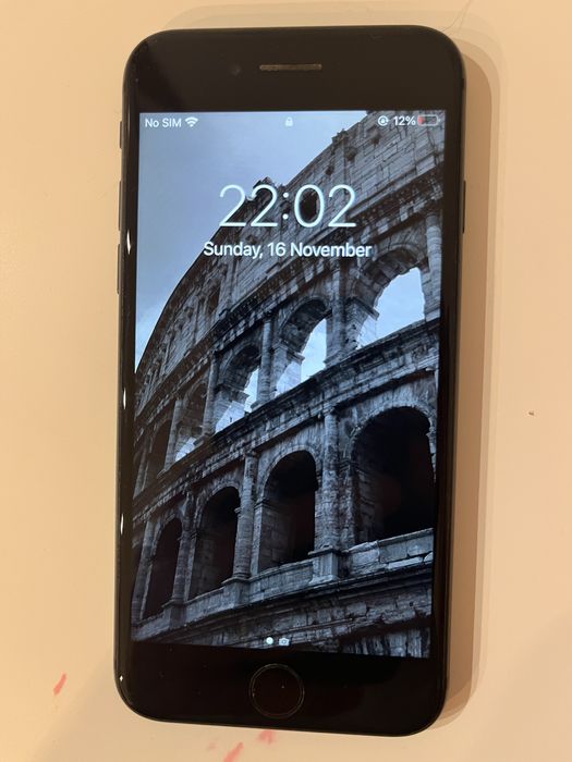 iPhone 8 – 64 GB – Preto – Funcional – Caixa incluída