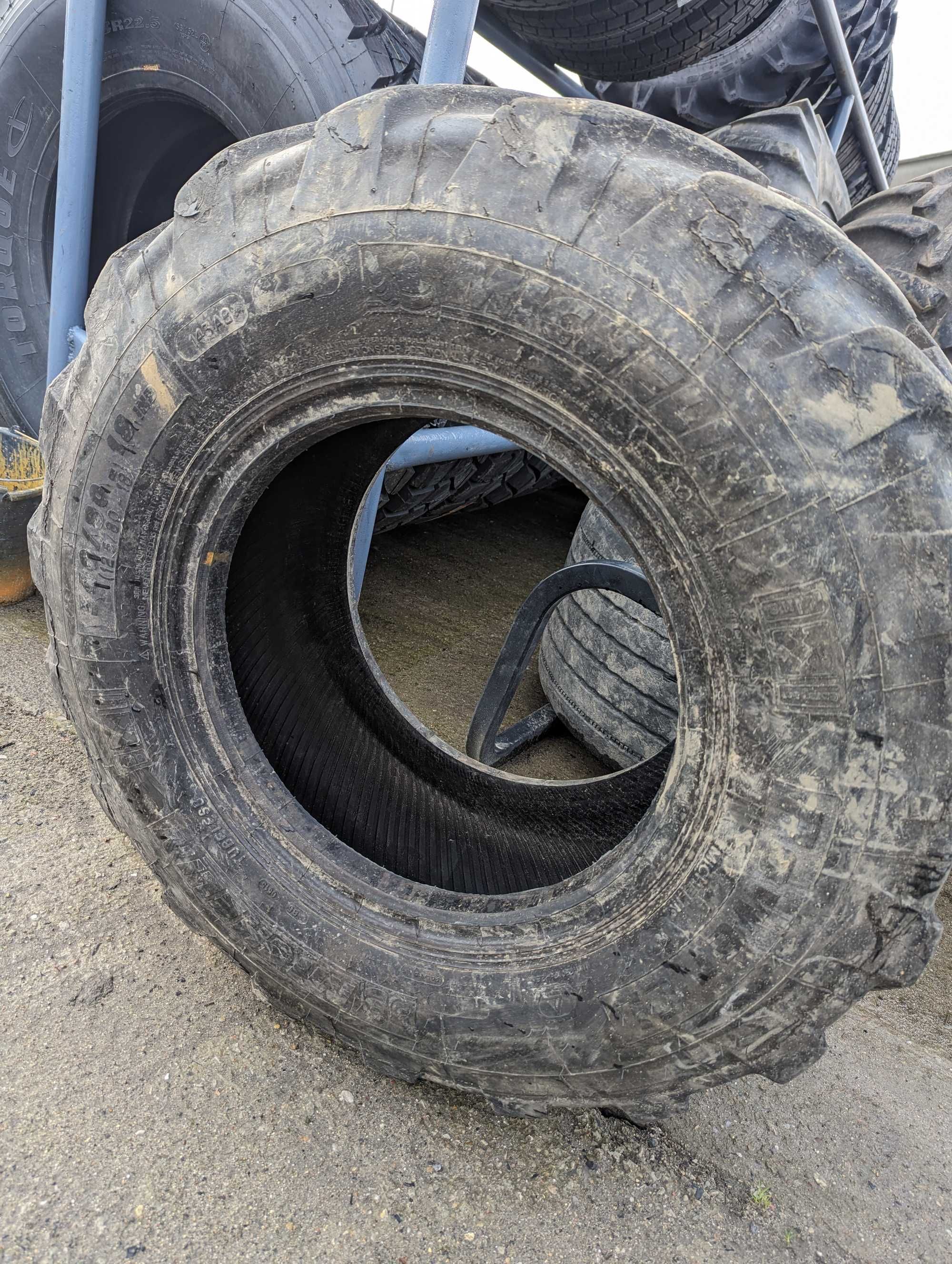 12.5/80-18 | 340/80R18 Michelin Power CL opona przemysłowa