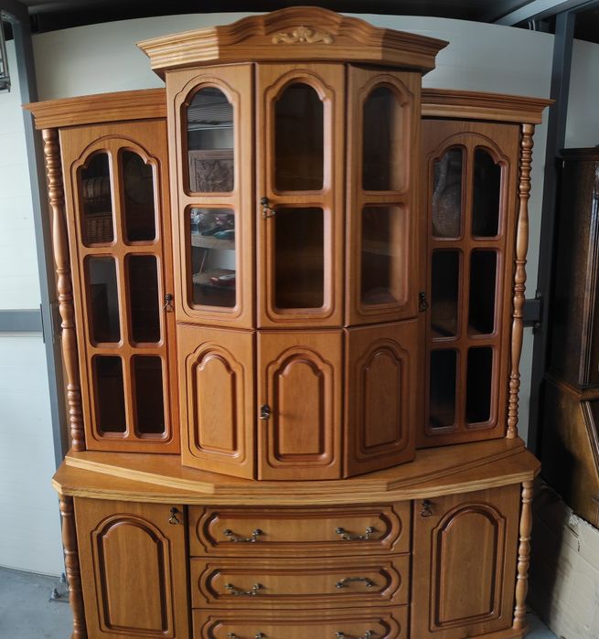 Piękny antyczny kredens komoda witryna