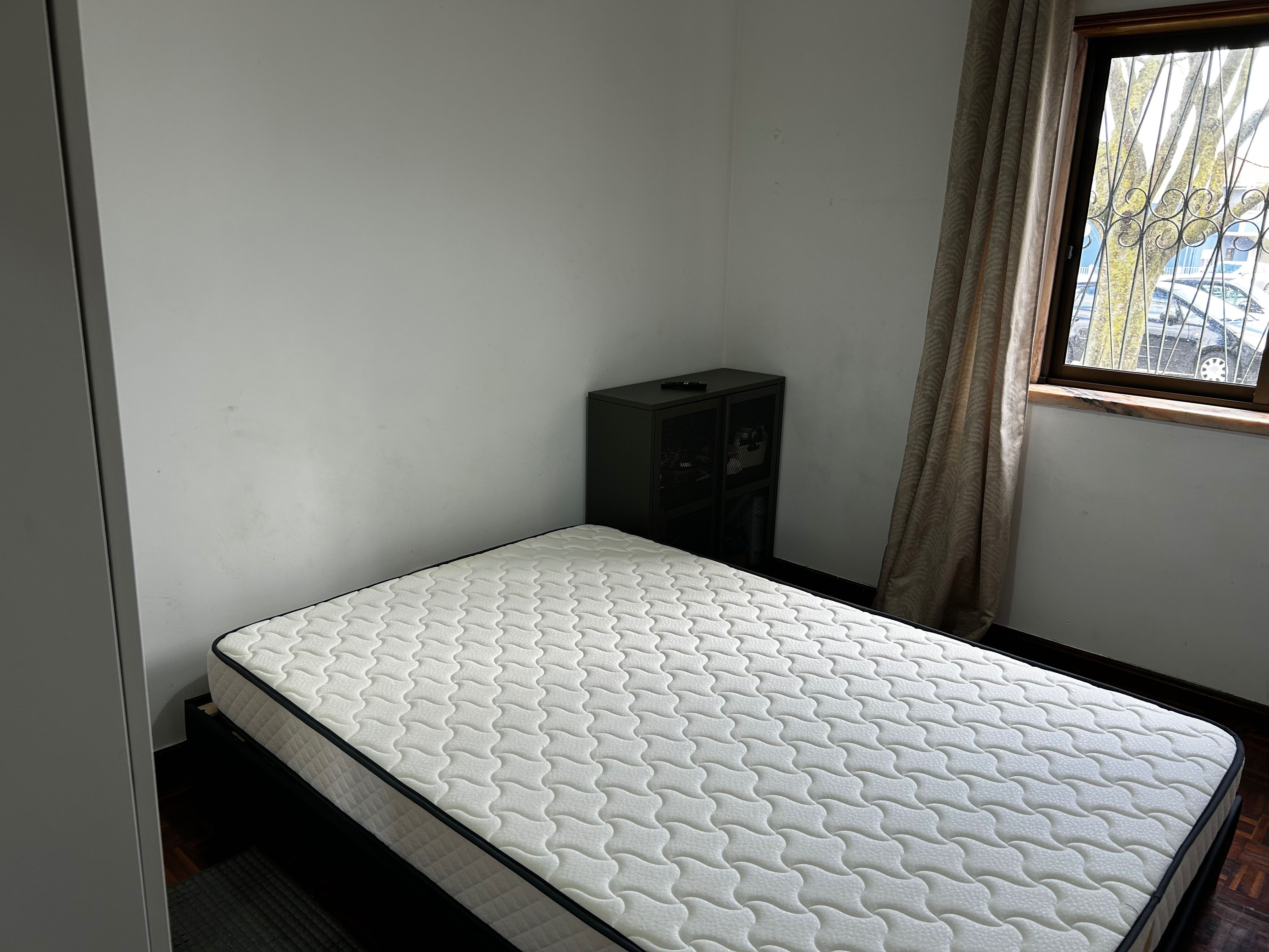 Arrendamento de quarto em Matarraque