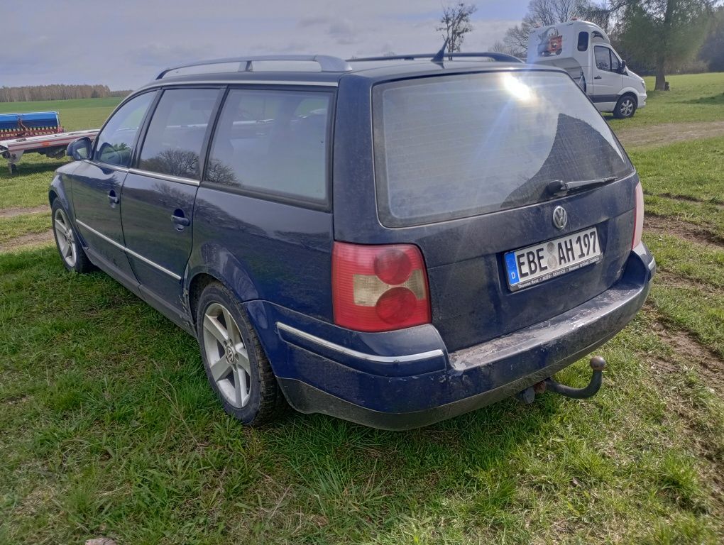 Volkswagen Passat w całości lub na części B5 2.8 benzyna 4 motion 2003