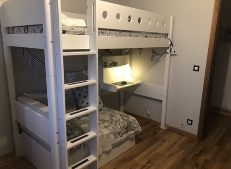 Flexa łóżko piętrowe biurko materace białe skandynawskie