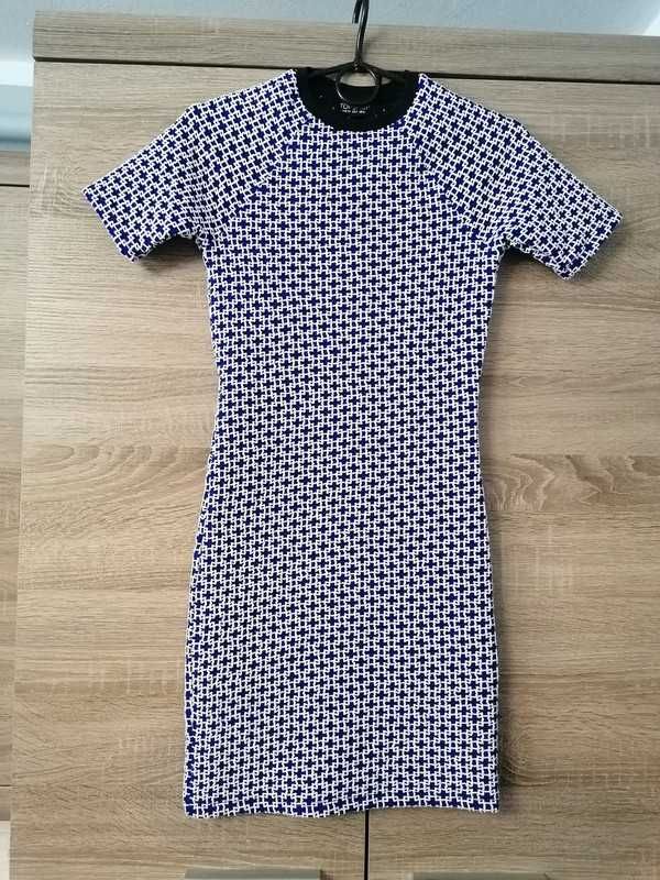 Topshop obcisła krótka sukienka opinająca mini we wzorki sexi 34 xs