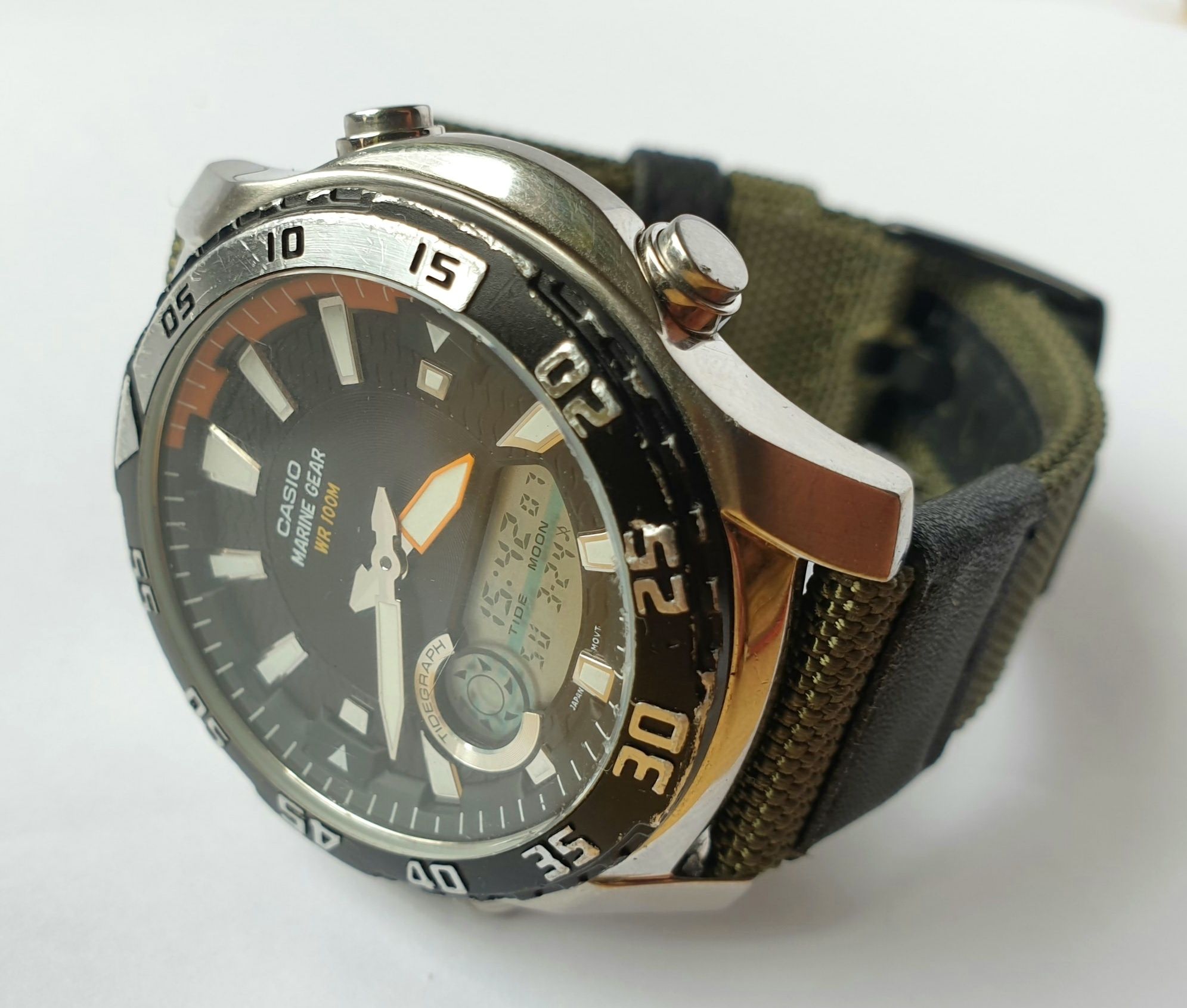 Zegarek Casio AMW-710 moduł 3796 marine gear ani-digi wr100