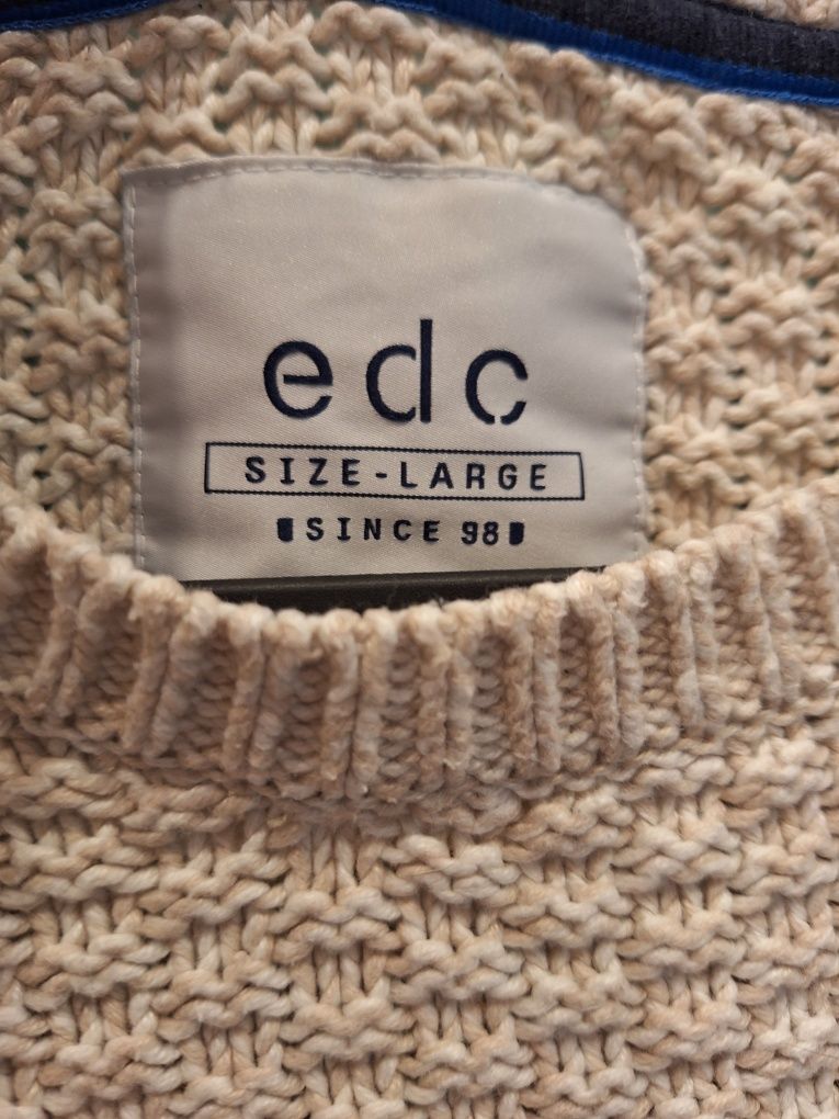 Bawełniany sweter męski edc rozmiar L
60% bawełna