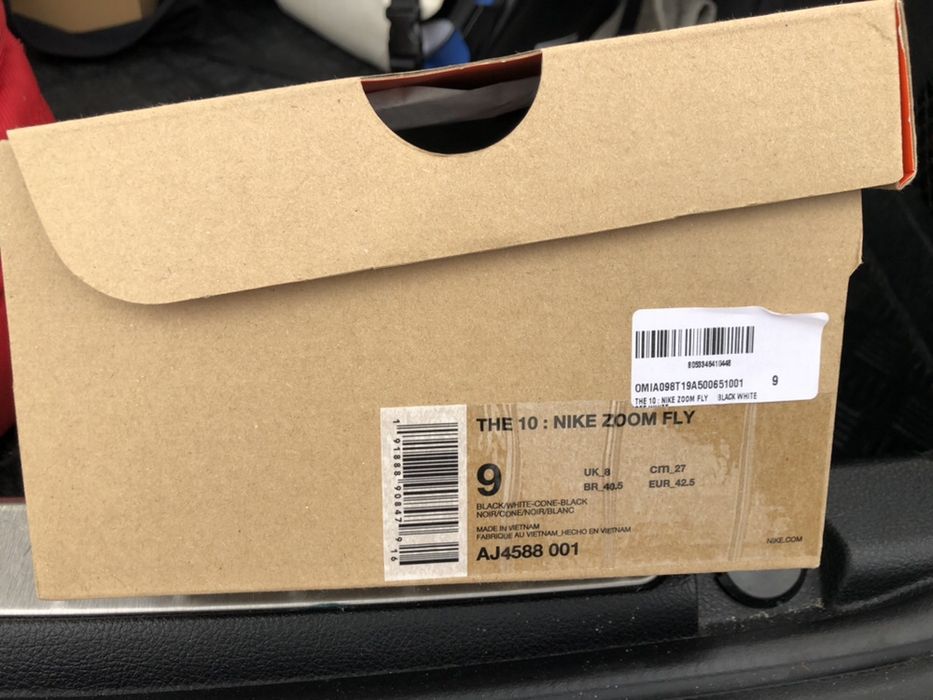NIKE Zoom FLY x OFF- WHITE. 42.5