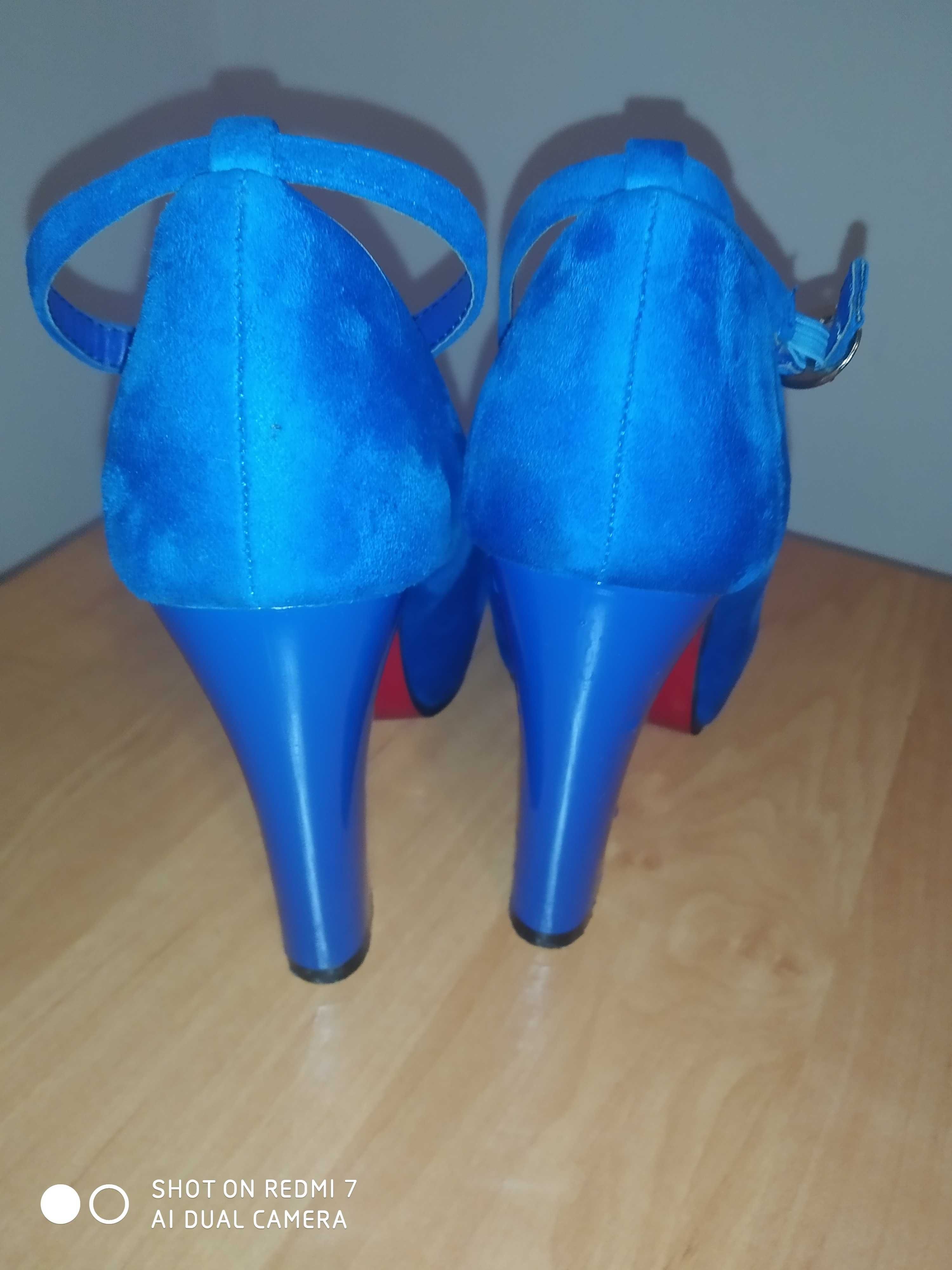 Туфлі жіночі сині