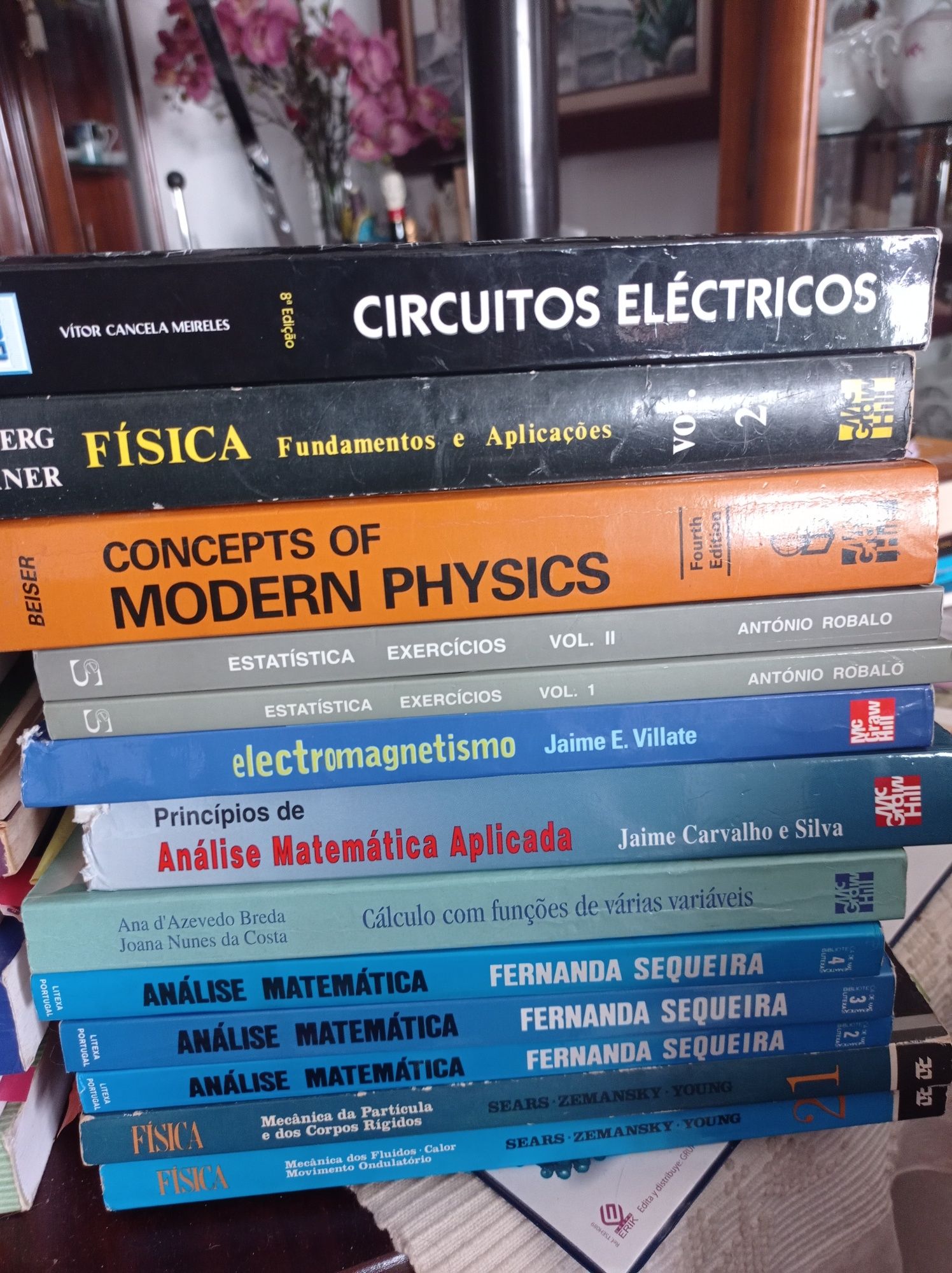 Livros universitários