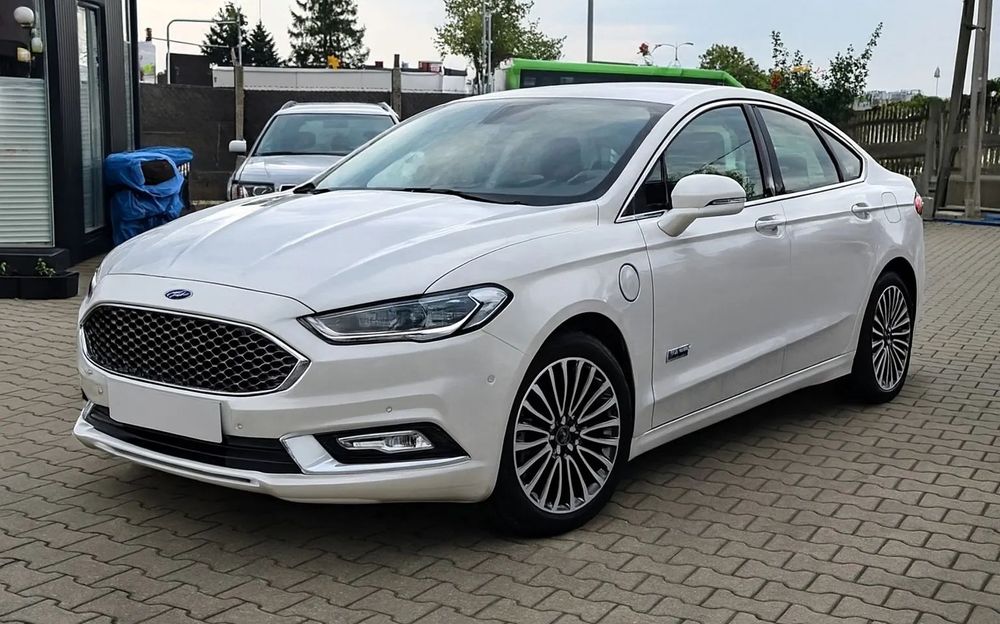 Ford Fusion 2.0 Hybrid Platinum = Vignale Mondeo 2019. Stan Idealny
