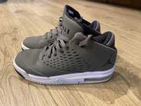 Buty młodzieżowe Jordan