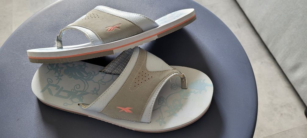 Reebok klapki japonki r.41 bdb