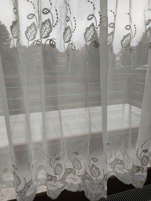 Firanka  woal haftowana