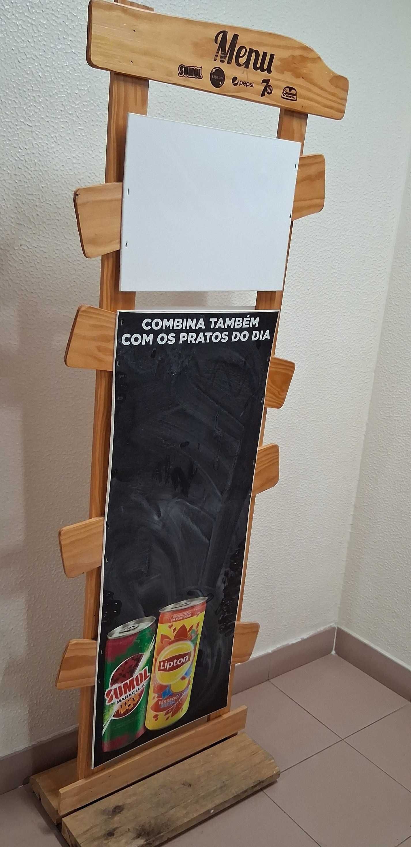 Suporte/Porta Menus Vertical de Chão - SALDOS