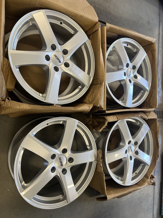 Felgi Alutec 17” 5x112 komplet nowe! Cena za komplet.