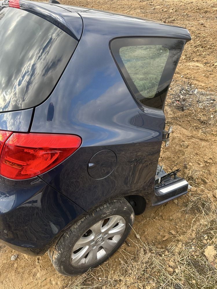 Opel meriva B tylny pas błotniki wanna komplet błotnik