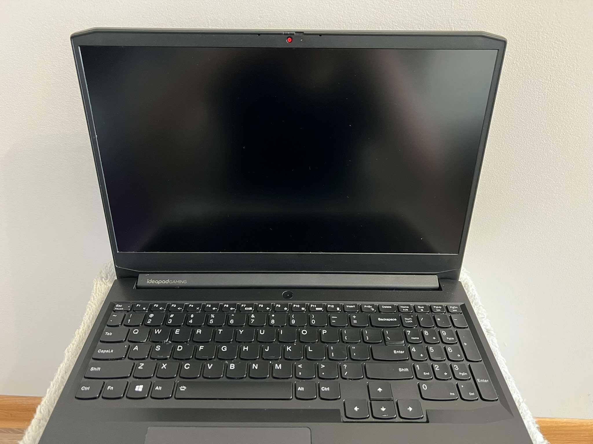Laptop Lenovo Ideapad Gaming 3 15IHU16 i5/8GB DDR4/512GB/RTX3050Ti