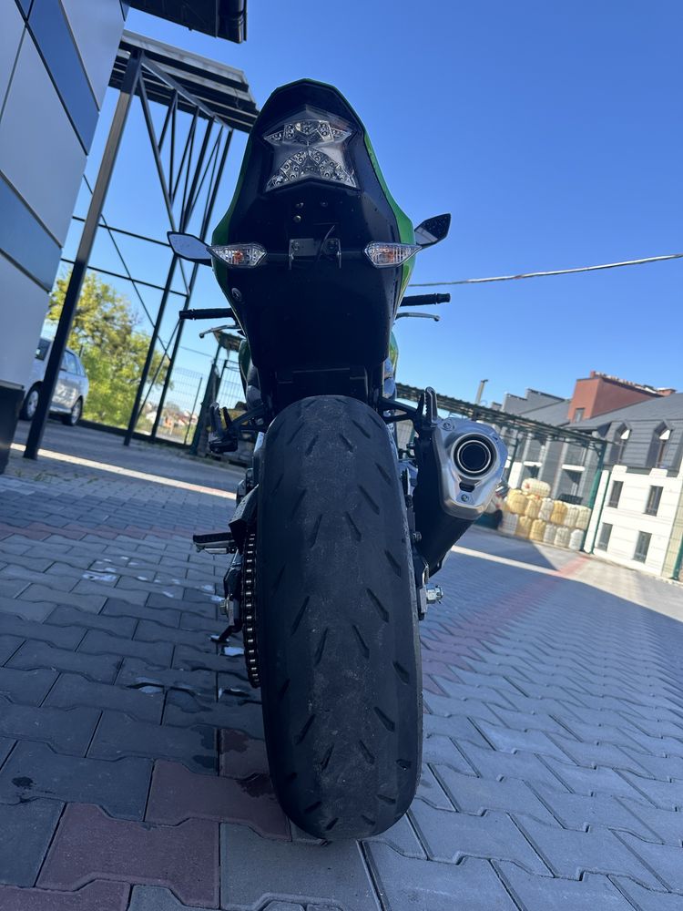 Продам мотоцикл Kawasaki z 900