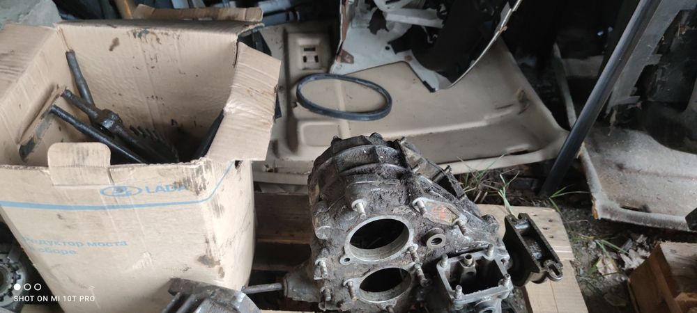 Роздатка розібрана ваз нива