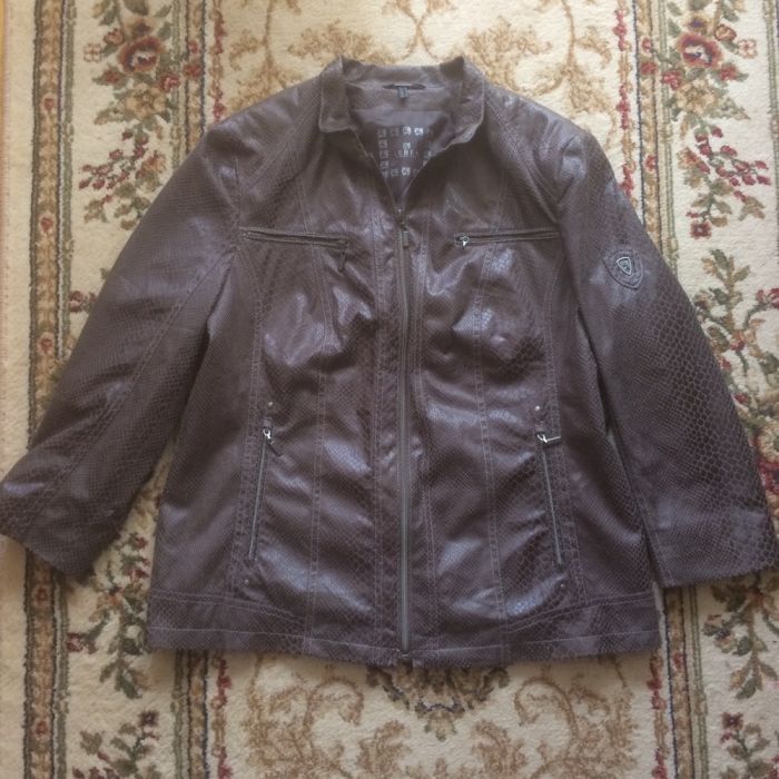 Крутая куртка под кожу питона Barbara Lebek. Оригинал.размер46-48