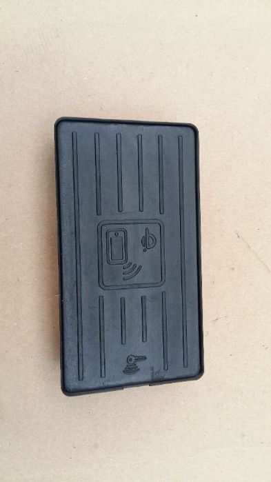 AUDI A4 A5 ŁADOWARKA INDUKCYJNA ANTENA 8W0035502B