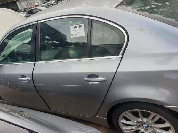 Porta trás esquerda BMW 5 (E60)