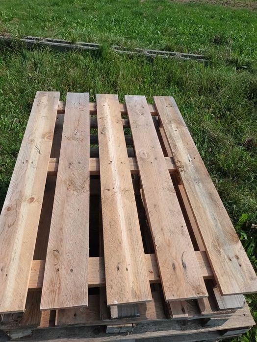 Palety drewniane 120 x 80  osiem sztuk !