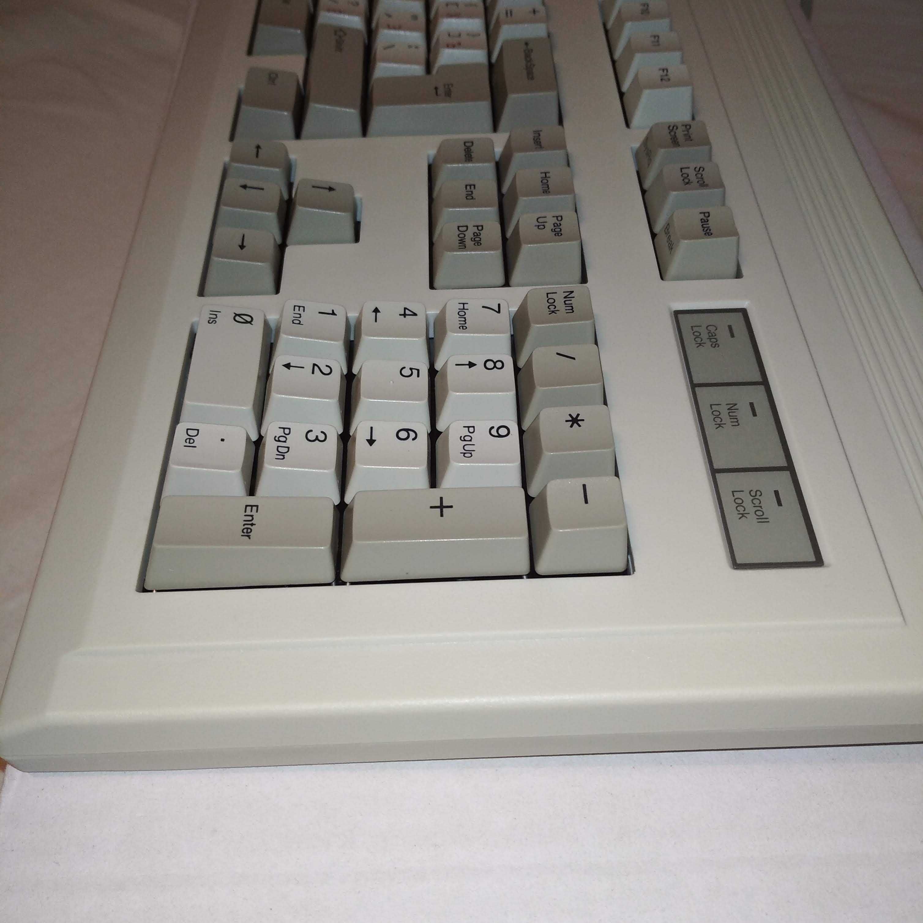 nowa retro klawiatura Logostar KU-450 EN/RU DIN5