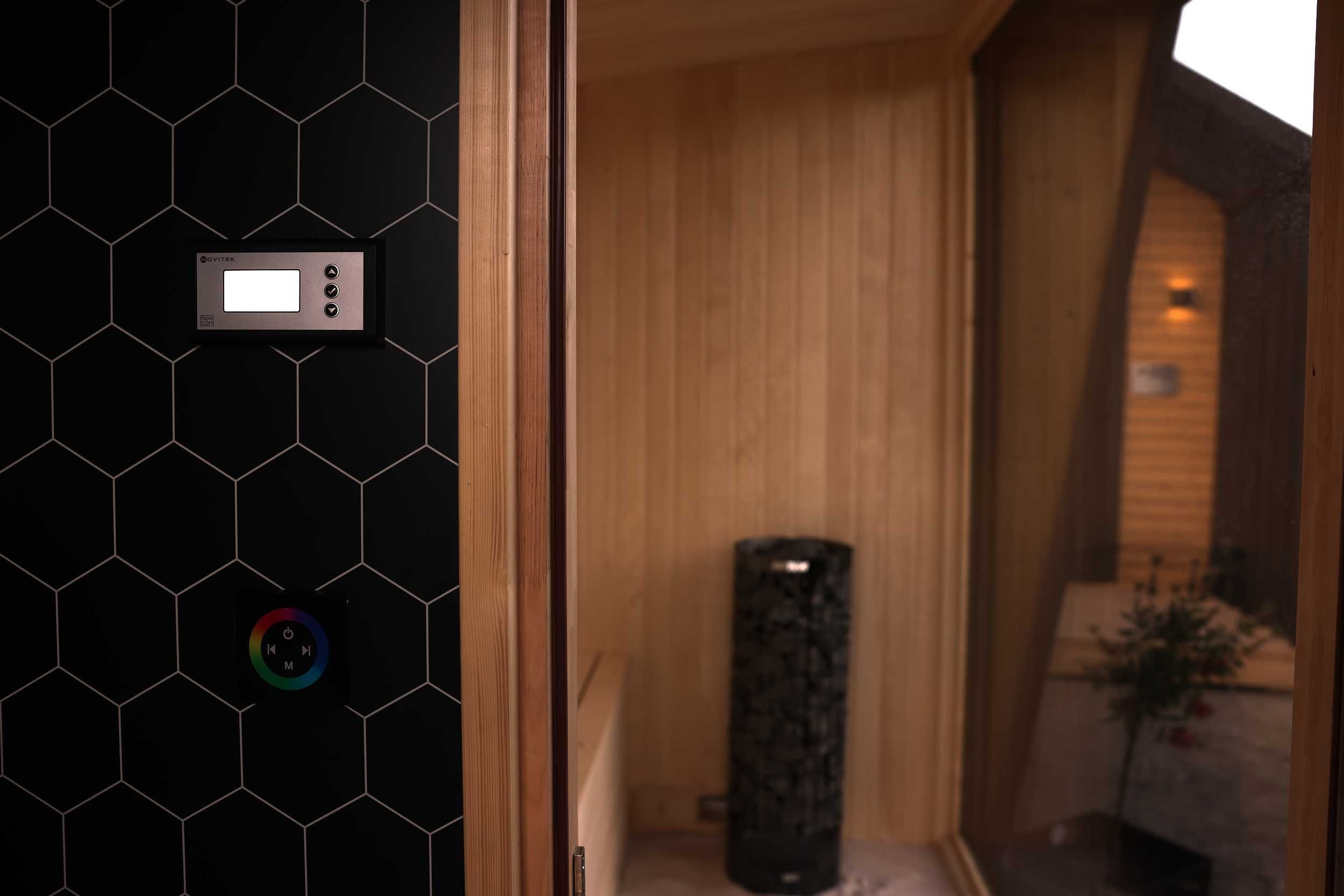 Nowoczesna sauna ogrodowa S1 DELUXE, Modrzew, sucha, zewnętrzna GOTOWA