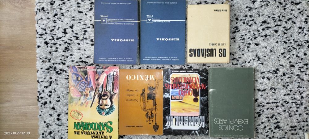Livros de várias literaturas