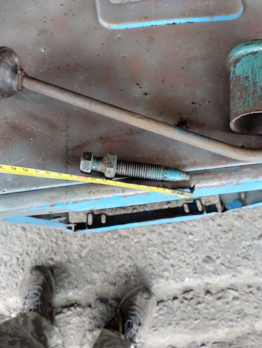 Механізм включення вома мтз мала кабіна