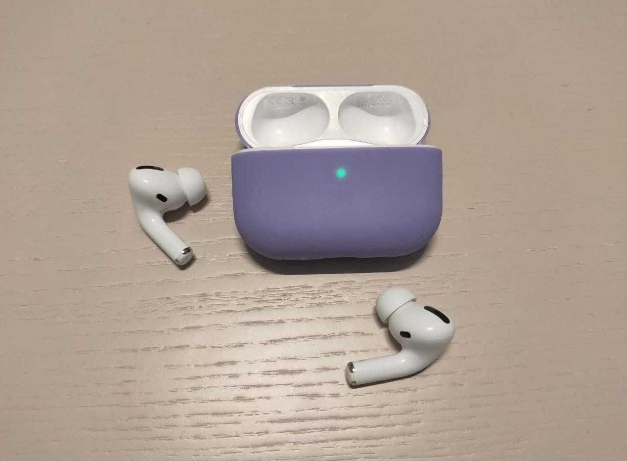 Епл AirPods pro на чіпі Айроха 1562a Оригінал 1:1