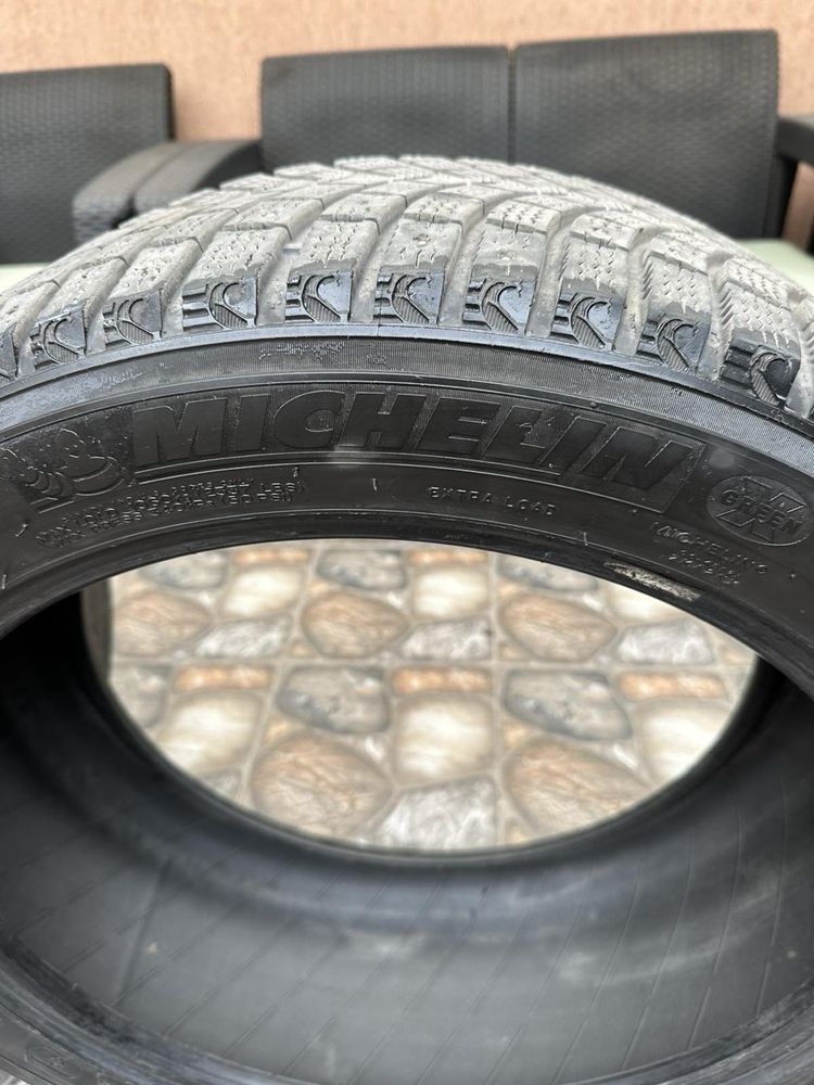 Продам зімні шини Michelin Latitude 275/45 R21