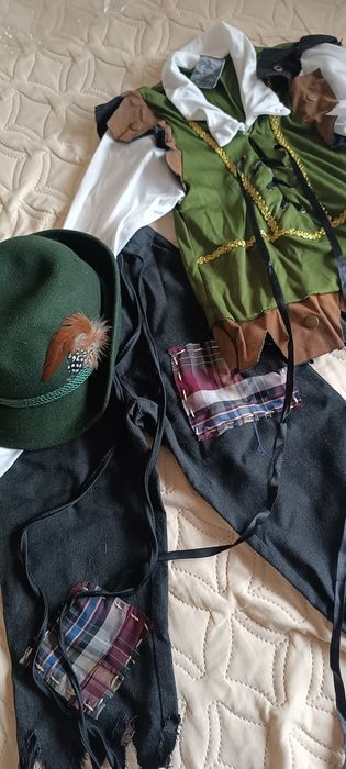 Костюм новорічний розбійник,  вовк, повар, індіанець, зайчик на 4-7р