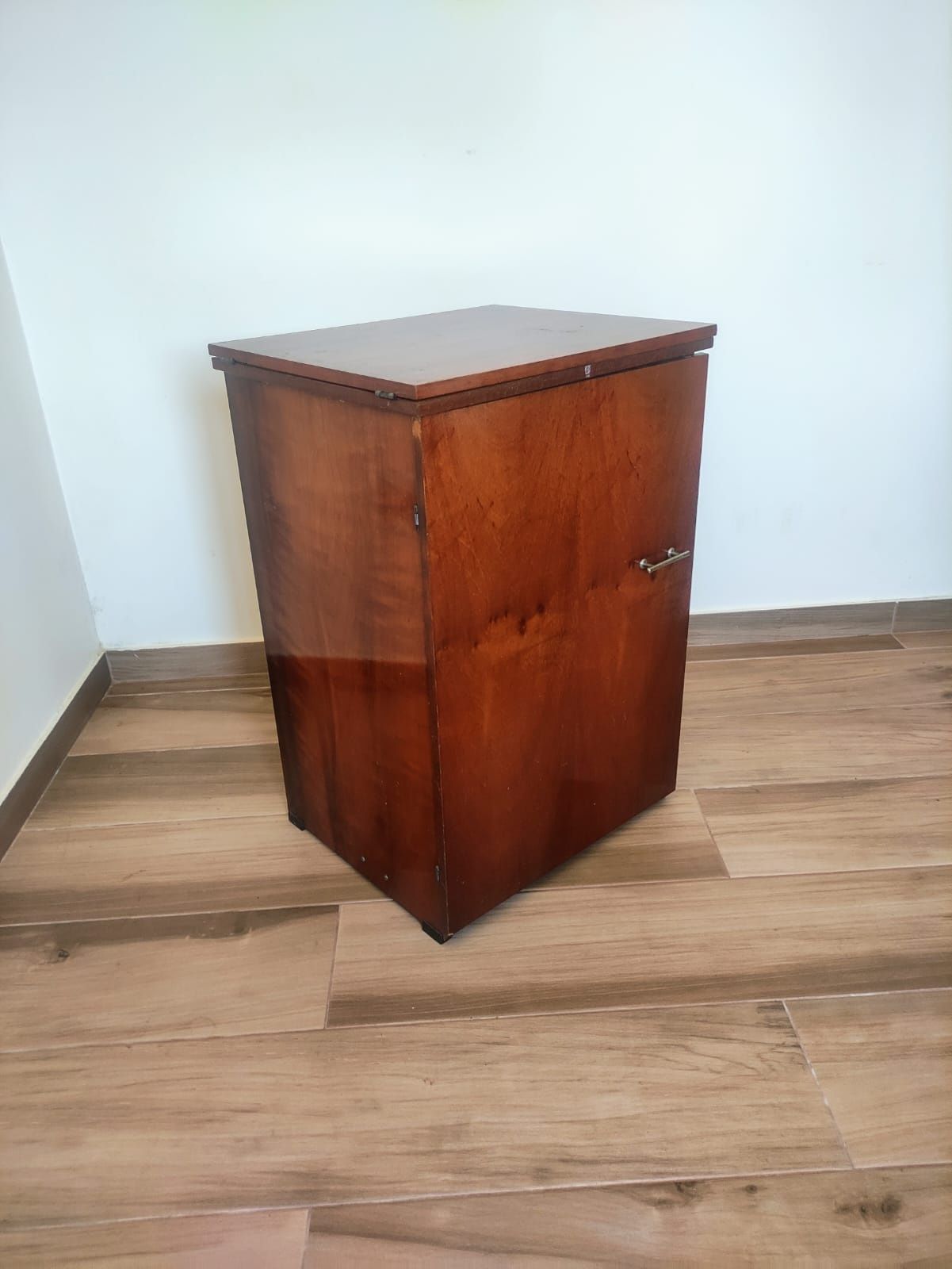 Máquina de costura a pedal
