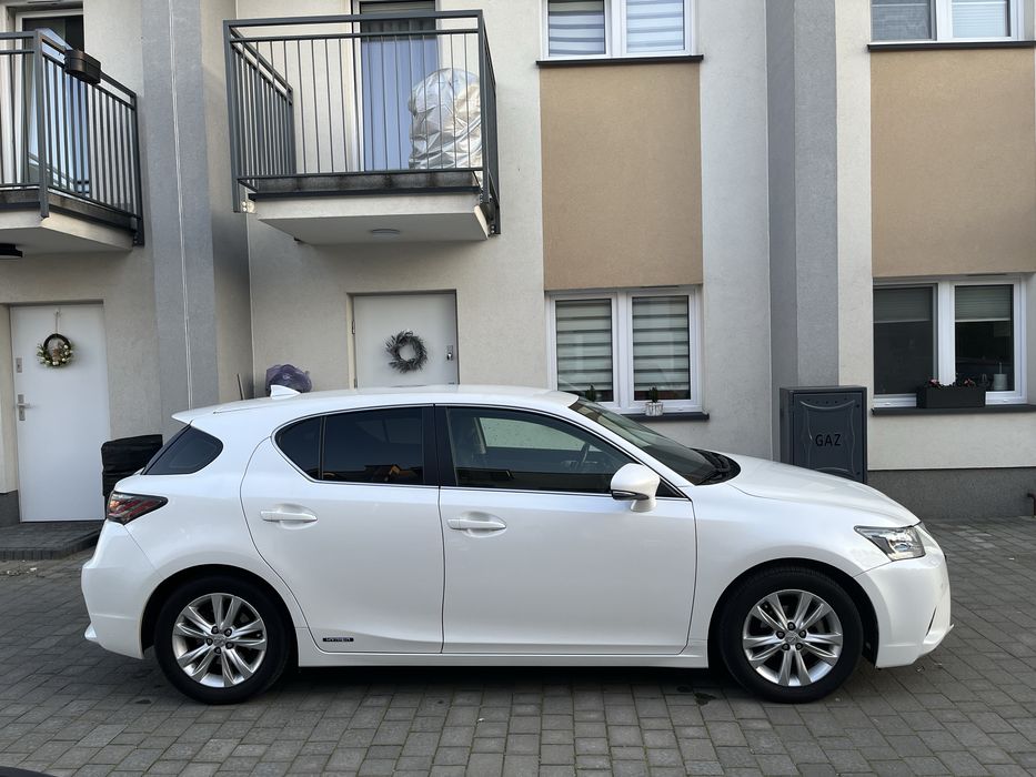 Lexus CT 200h - Stan idealny