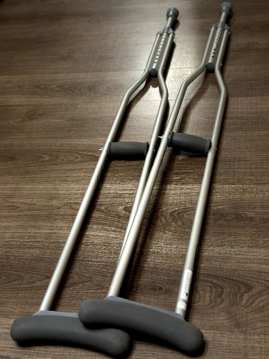 Продам милиці "Nova"