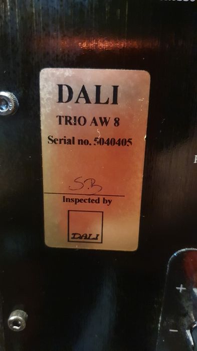 Subwoofer Dali trio av 8