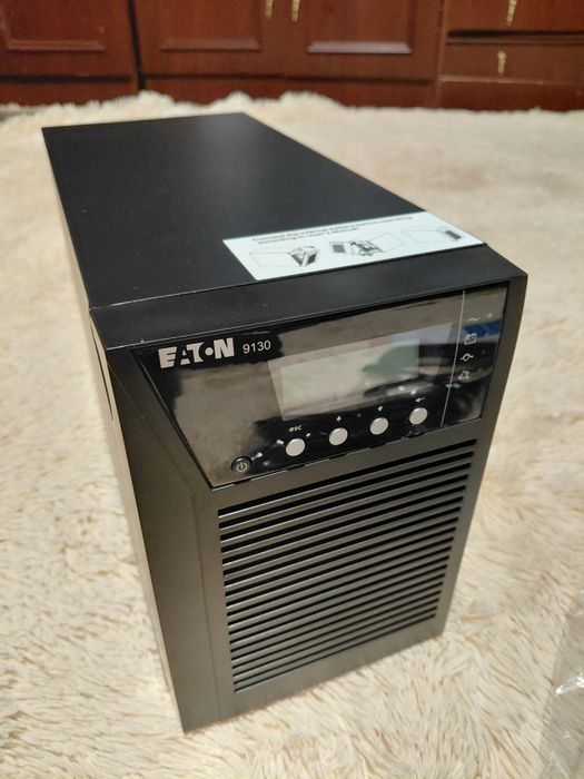 Джерело безперебійного живлення  Eaton 9130i 700T чистий синус