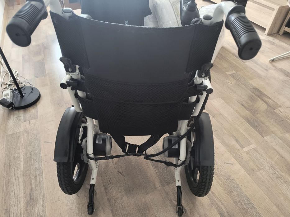 Wózek elektryczny Antar. Stan bardzo dobry,  wszystko działa.