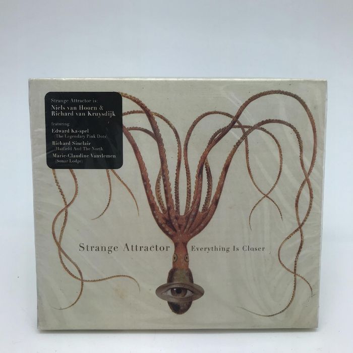 cd - strange attractor - everything is closer