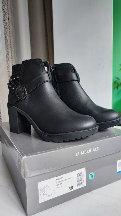 Продам нові жіночі черевики LumberJack Maggie (ботільйони), 38, шкіра