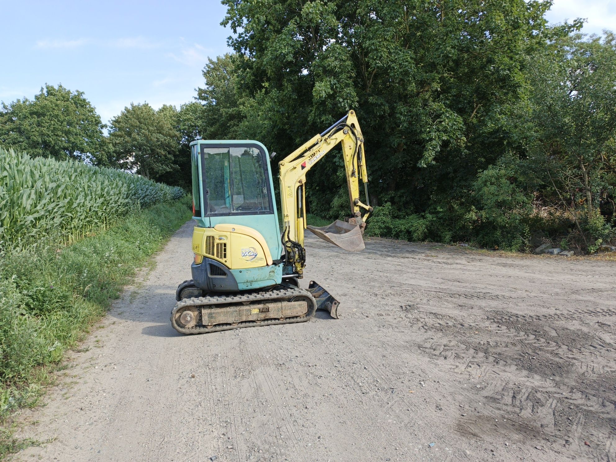 Minikoparka YANMAR VIO 20 ( nie Kubota nie Bobcat nie Case )