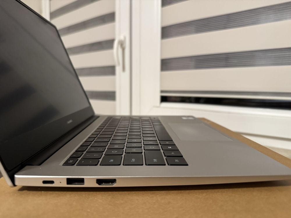 Laptop Notebook huawei matebook D14