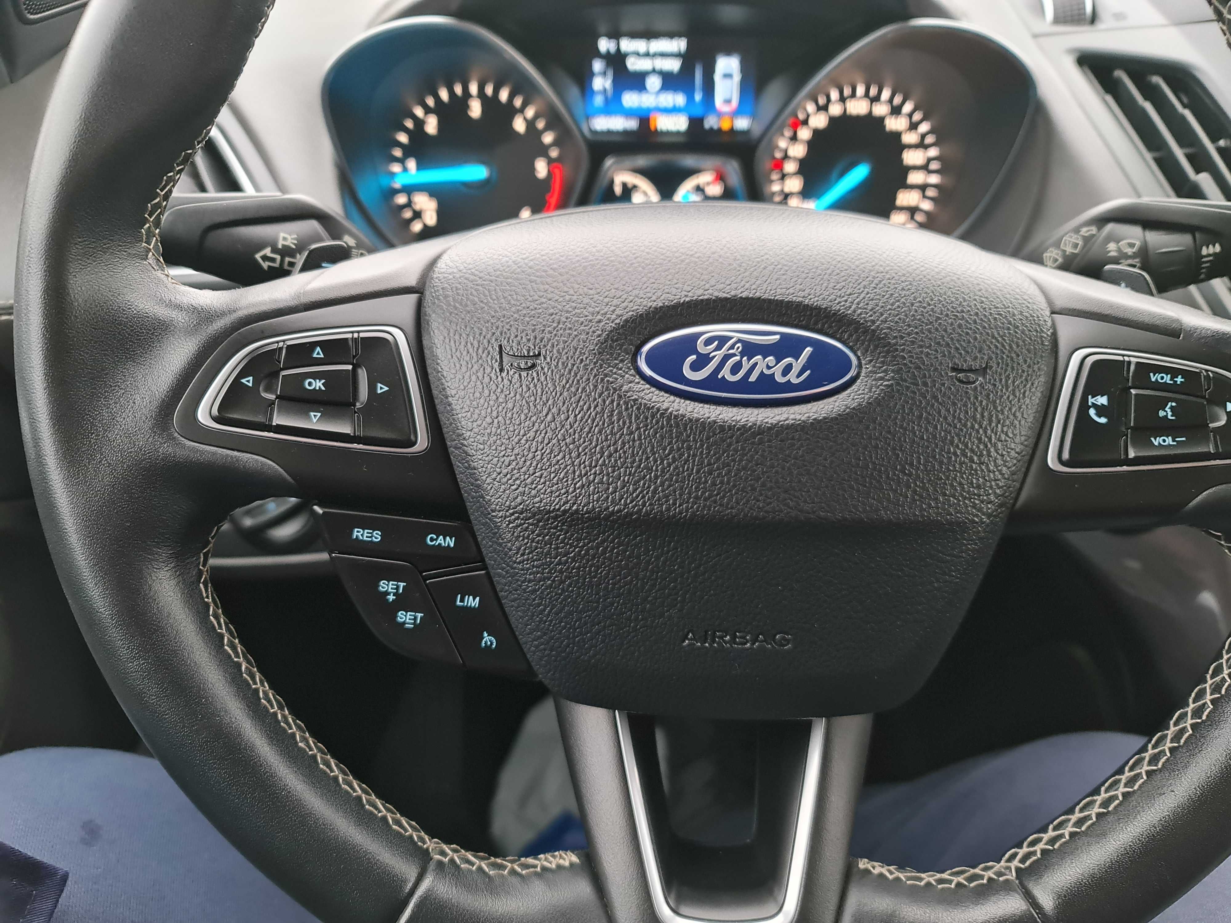 Ford Kuga Vignale 2019r./ 2,0 180km/ 4x4/ kamera/Nawigacja/Automat